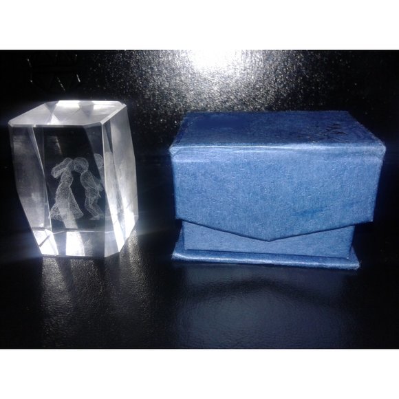 3D Valentine Laser Etched Crystal Cube - Picture 5 of 10